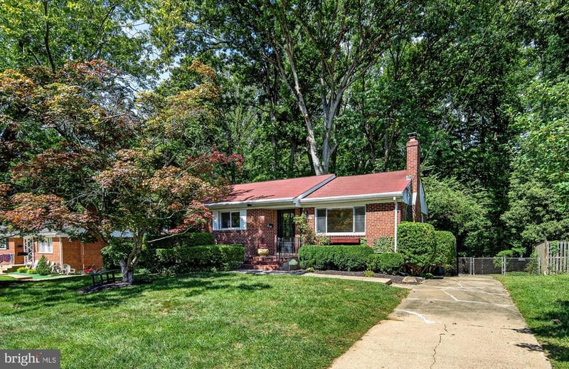 7426 Nancemond St, Springfield, VA 22150