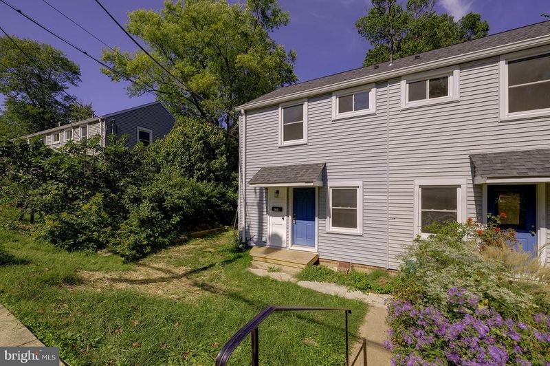 62 Ridge Rd, Greenbelt, MD 20770