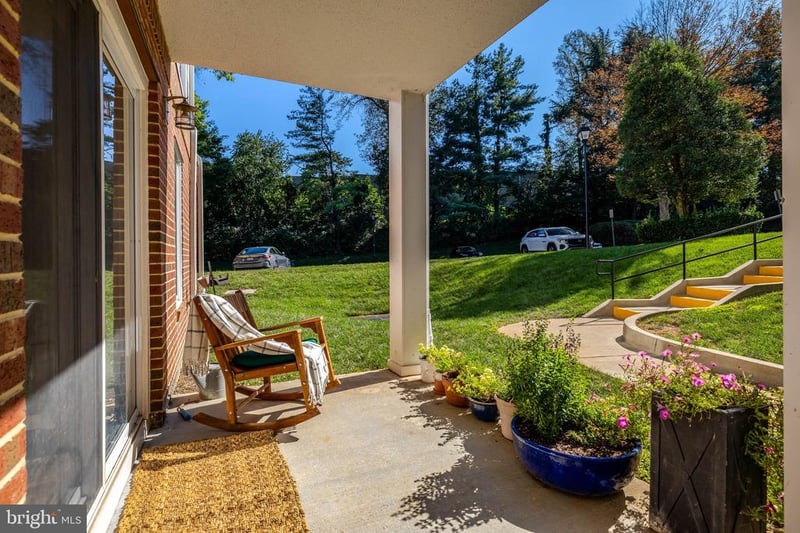3179 Summit Square Dr #A4, Oakton, VA 22124