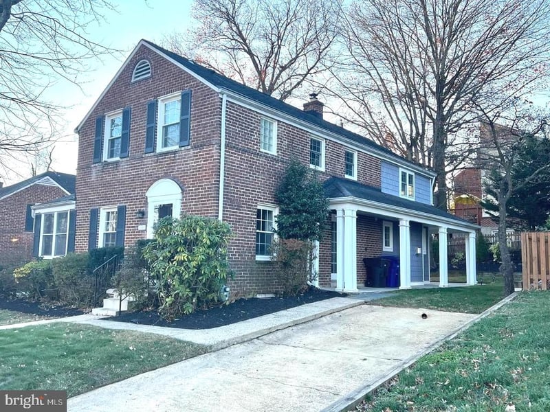 1010 N Kentucky St, Arlington, VA 22205