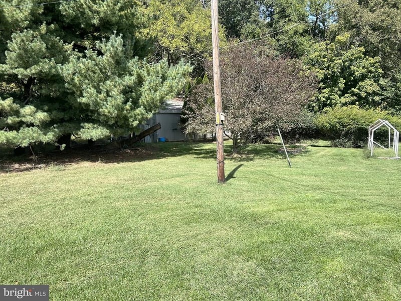 38936 Old Wheatland Rd, Waterford, VA 20197
