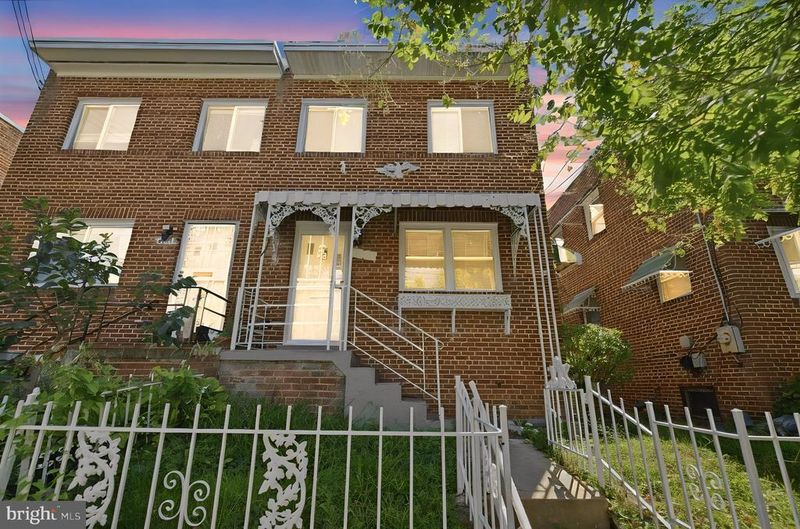 4229 Fort Dupont Ter SE, Washington, DC 20020