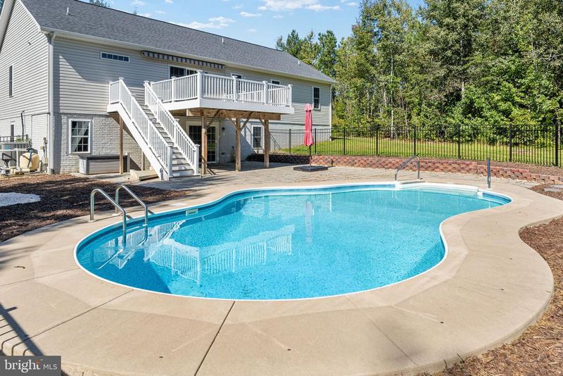 6951 Sunset Rd, Spotsylvania, VA 22551