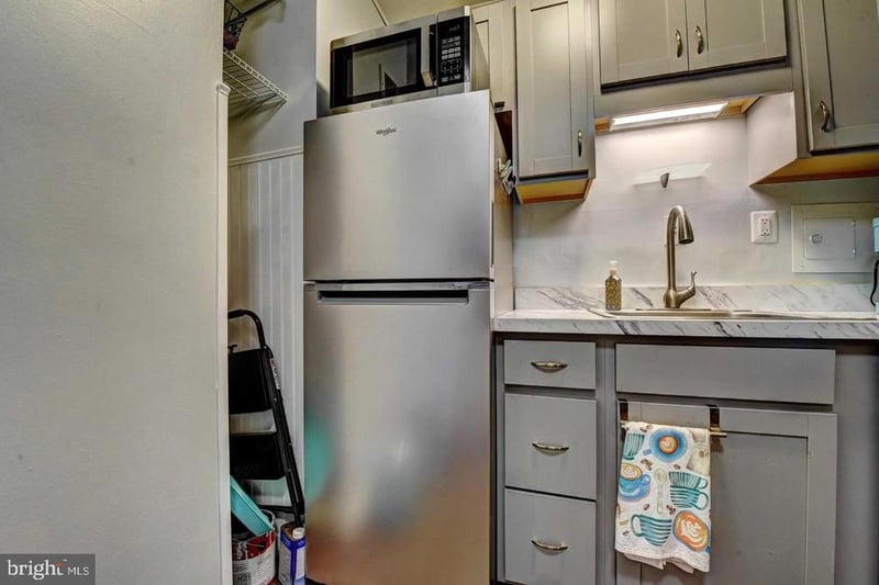 801 N Pitt St #307, Alexandria, VA 22314