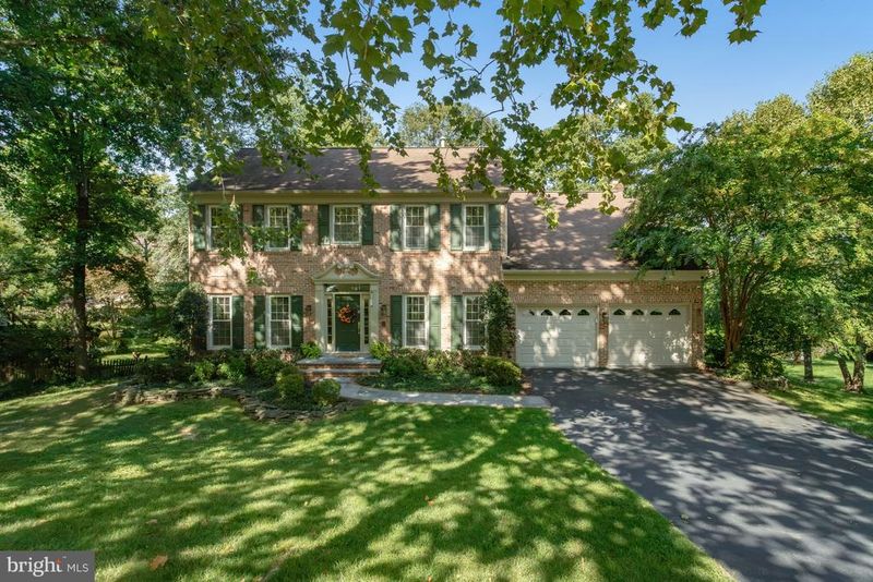 3482 Beaver Ford Rd, Woodbridge, VA 22192