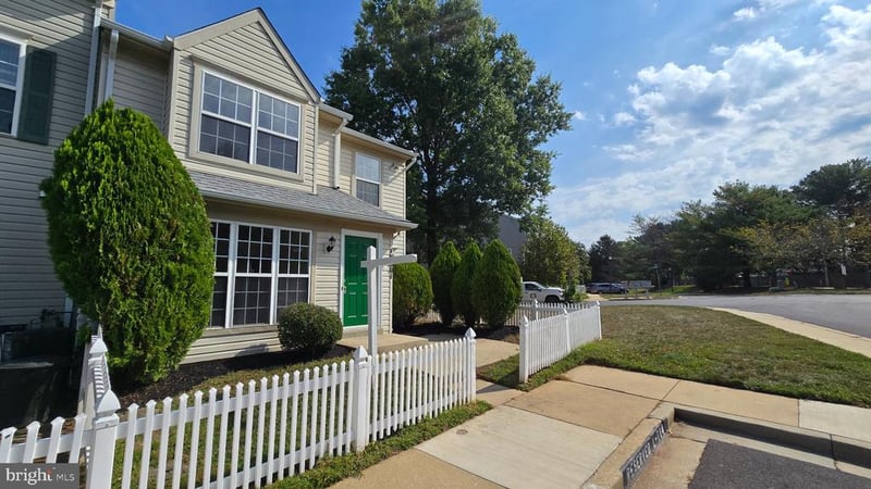 19001 Lark Song Ter, Germantown, MD 20874