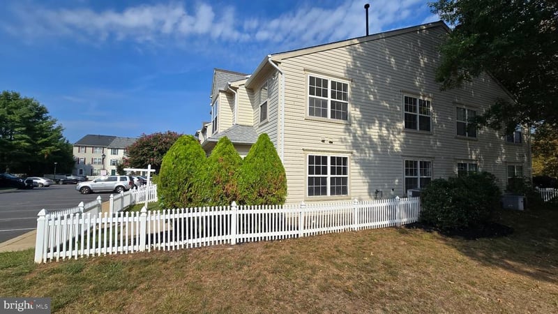 19001 Lark Song Ter, Germantown, MD 20874