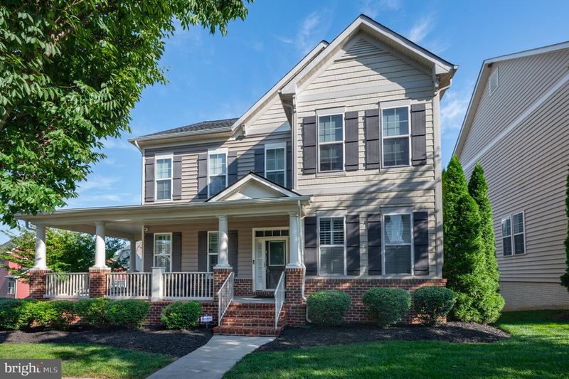 1424 Scheer St, Brunswick, MD 21716