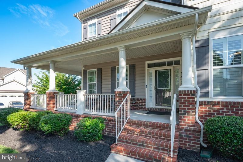 1424 Scheer St, Brunswick, MD 21716