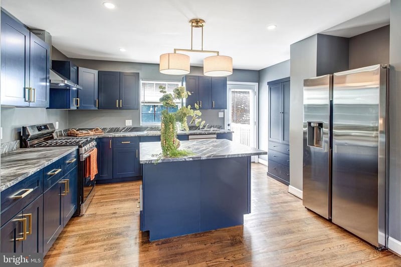 9703 Fairmont Ave, Manassas, VA 20109