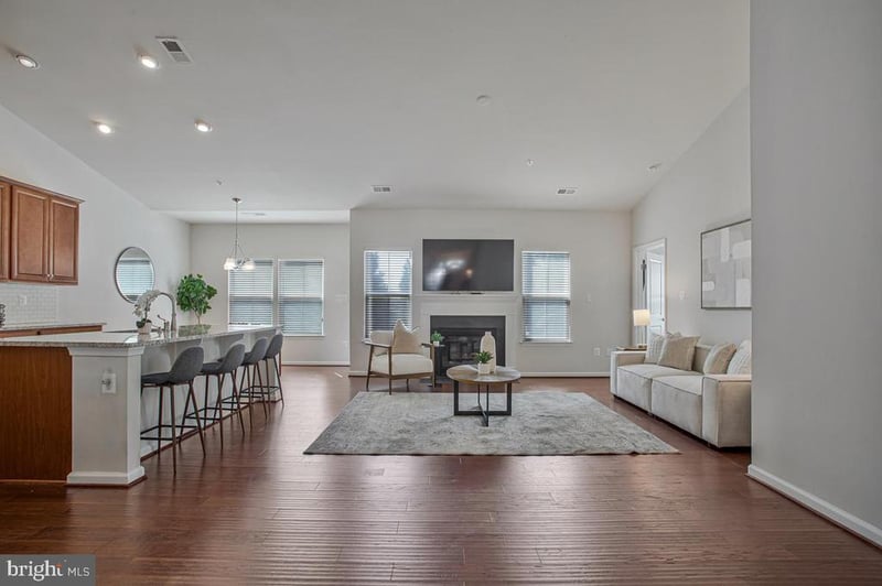 3115 Sunny Ridge Dr, Odenton, MD 21113
