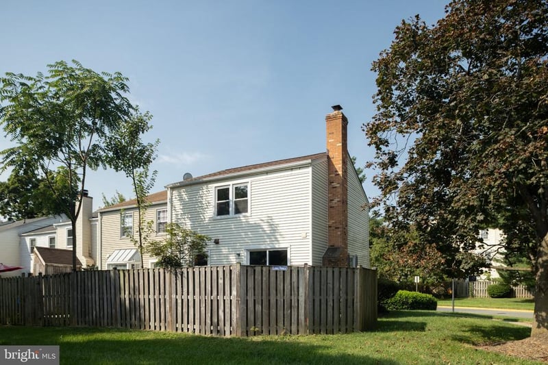 136 Sharpstead Ln, Gaithersburg, MD 20878
