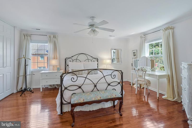 2655 Centennial Ct, Alexandria, VA 22311
