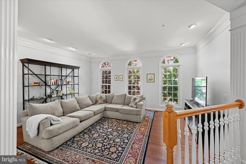 272 Murtha St, Alexandria, VA 22304