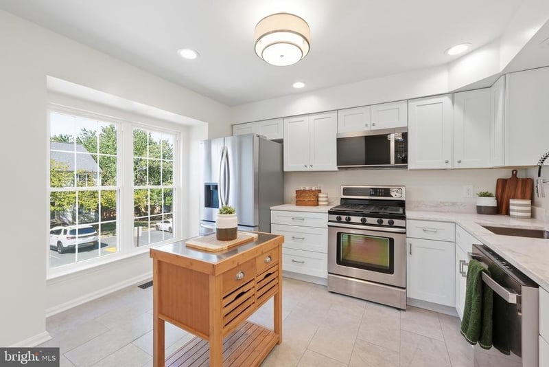 22055 Manning Sq, Sterling, VA 20166