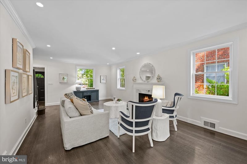 4414 Davenport St NW, Washington, DC 20016
