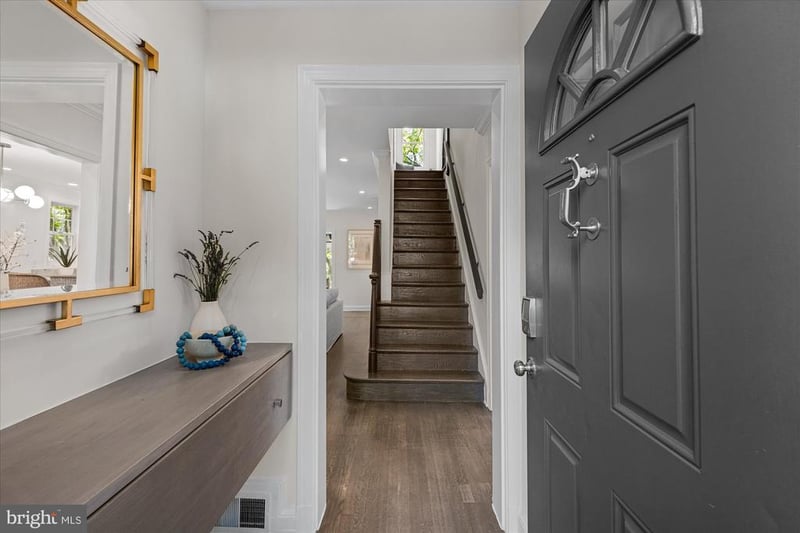 4414 Davenport St NW, Washington, DC 20016