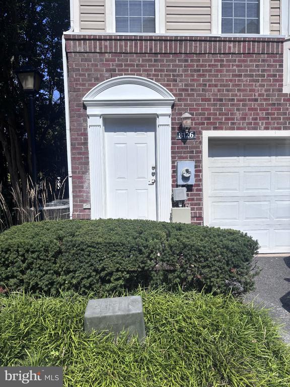 8126 Harper Valley Ln #28, Falls Church, VA 22042