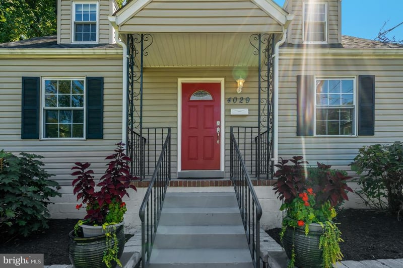 4029 Woodland Dr, Fairfax, VA 22030