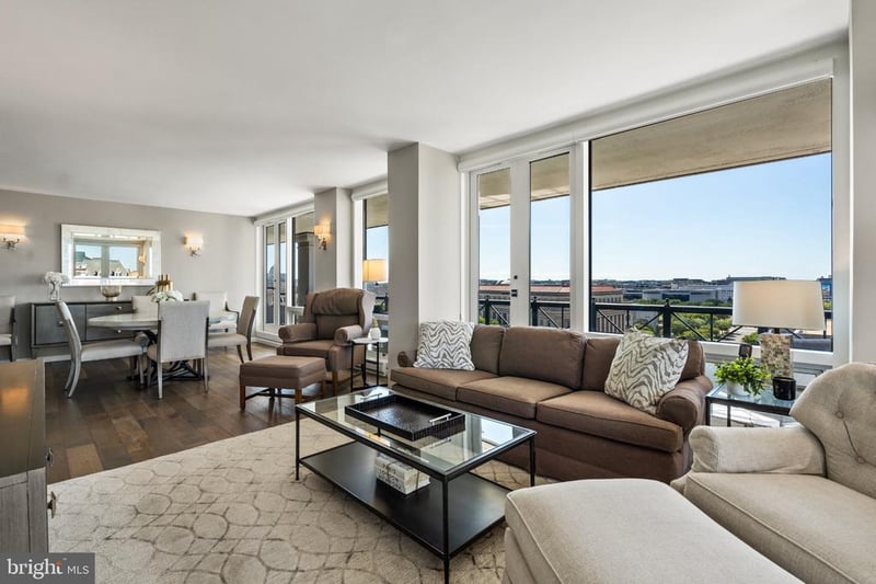 701 Pennsylvania Ave NW #1217, Washington, DC 20004