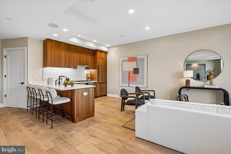 1111 Pennsylvania Ave SE #309, Washington, DC 20003