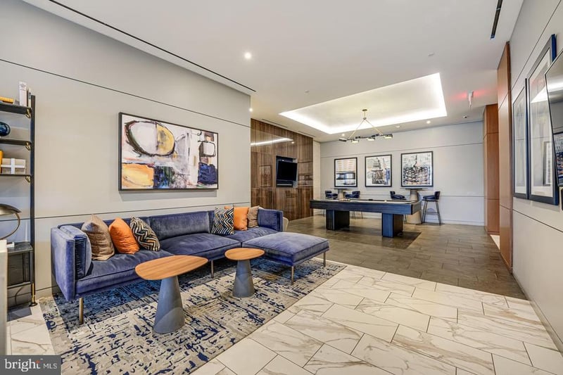 1211 Van St SE #601, Washington, DC 20003