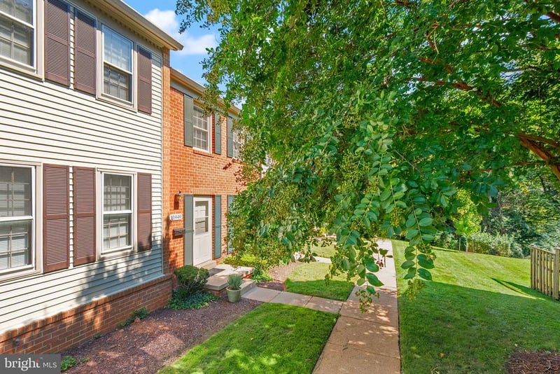 11949 Bargate Ct, North Bethesda, MD 20852