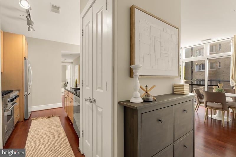 1654 Euclid St NW #202, Washington, DC 20009