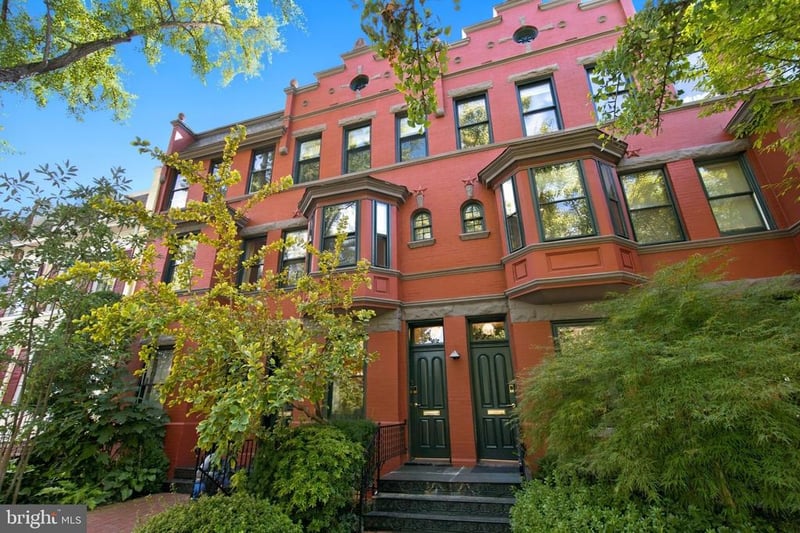 3040 R St NW #2, Washington, DC 20007