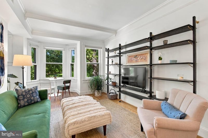 3040 R St NW #2, Washington, DC 20007