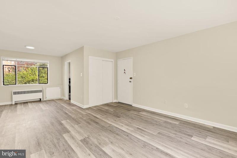 10413 Montrose Ave #101, Bethesda, MD 20814