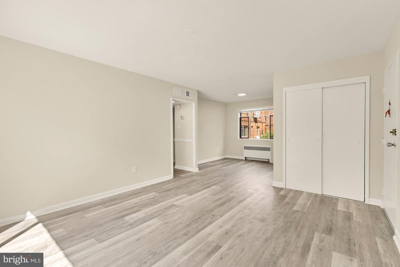 10413 Montrose Ave #101, Bethesda, MD 20814