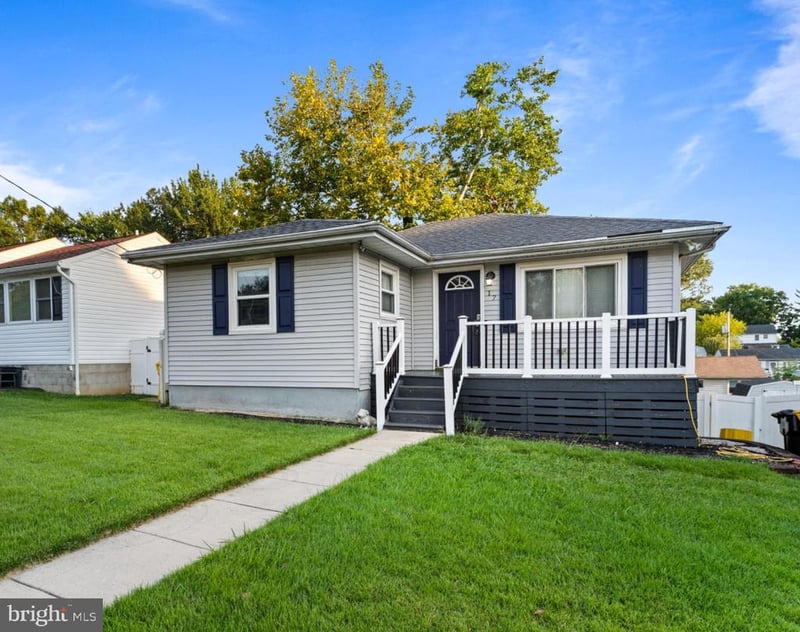 17 Willowdale Ave, Glen Burnie, MD 21061