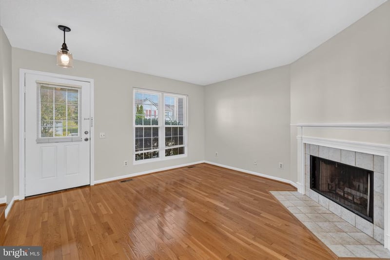 6619 High Valley Ln, Alexandria, VA 22315