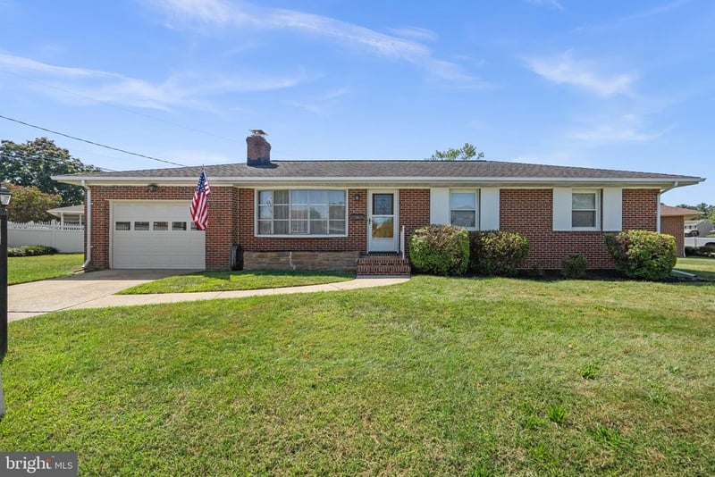 624 Gayle Dr, Linthicum Heights, MD 21090