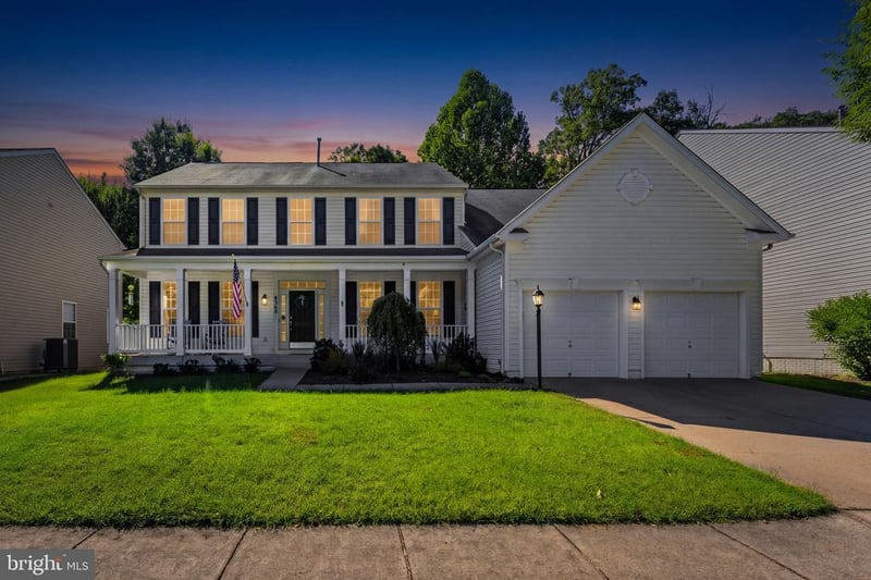 8368 Tenbrook Dr, Gainesville, VA 20155