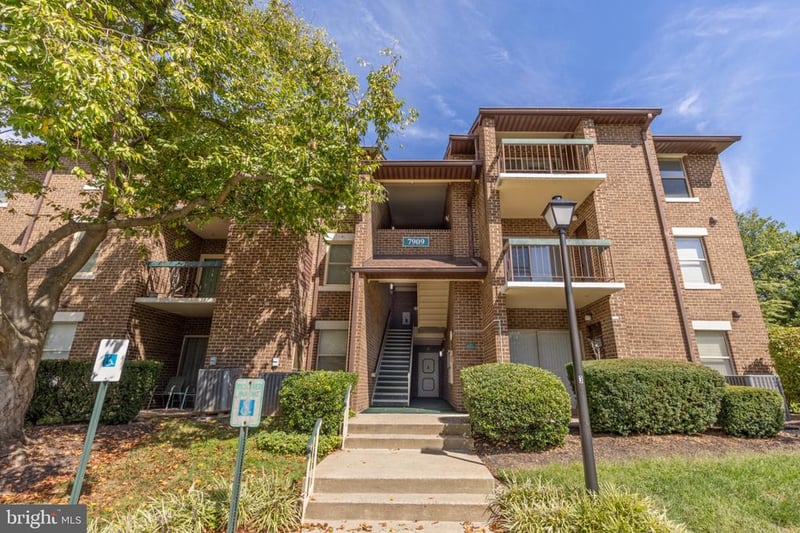 7909 Coriander Dr #103, Gaithersburg, MD 20879