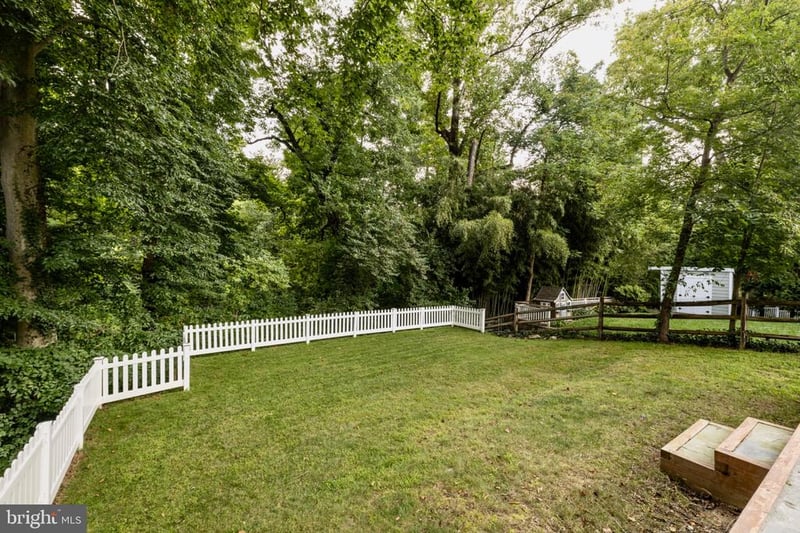 7314 Delfield St, Chevy Chase, MD 20815