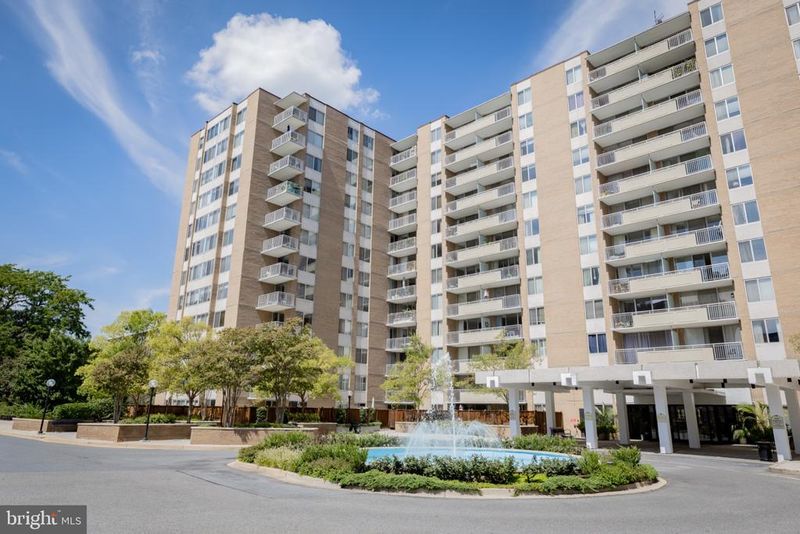 3001 Veazey Ter NW #1013, Washington, DC 20008