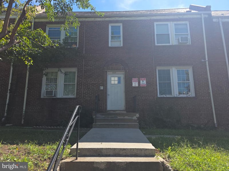 1829 M St NE #2, Washington, DC 20002