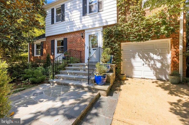 415 Schuyler Rd, Silver Spring, MD 20910