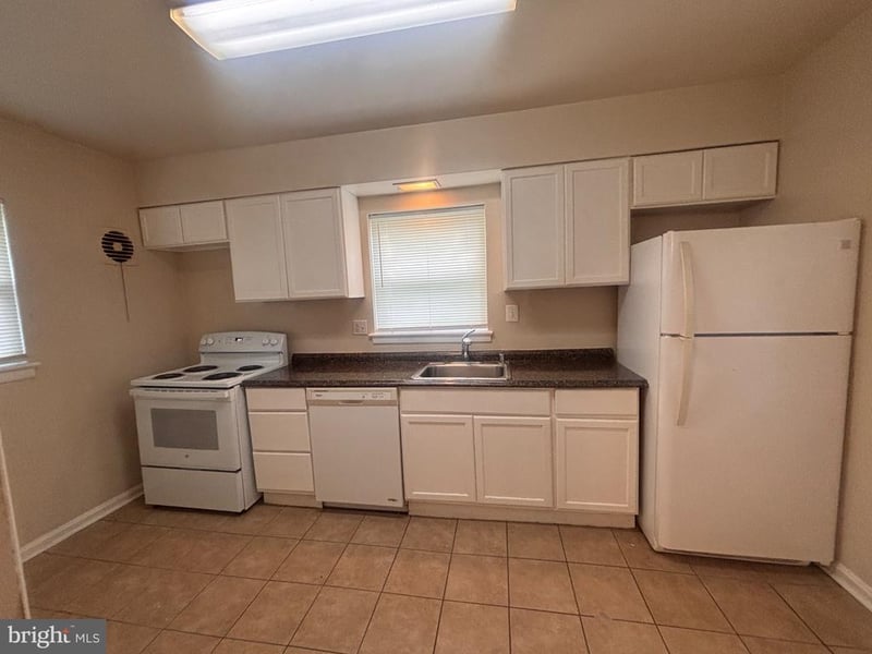 11203 Dodson Ln, Silver Spring, MD 20902