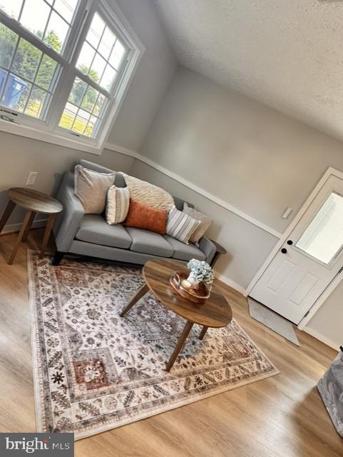 109 Manassas Dr, Manassas Park, VA 20111