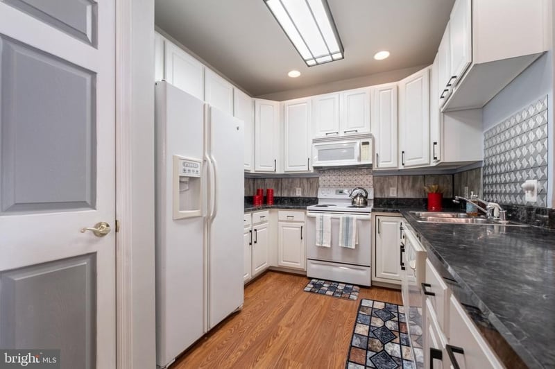 2607 Chapel Lake Dr #313, Gambrills, MD 21054