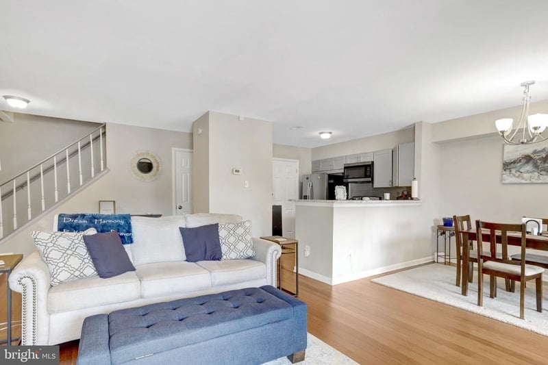 3940 Woodhue Pl #18, Alexandria, VA 22309
