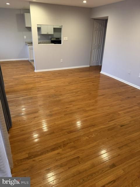 5424 85th Ave #102, Hyattsville, MD 20784