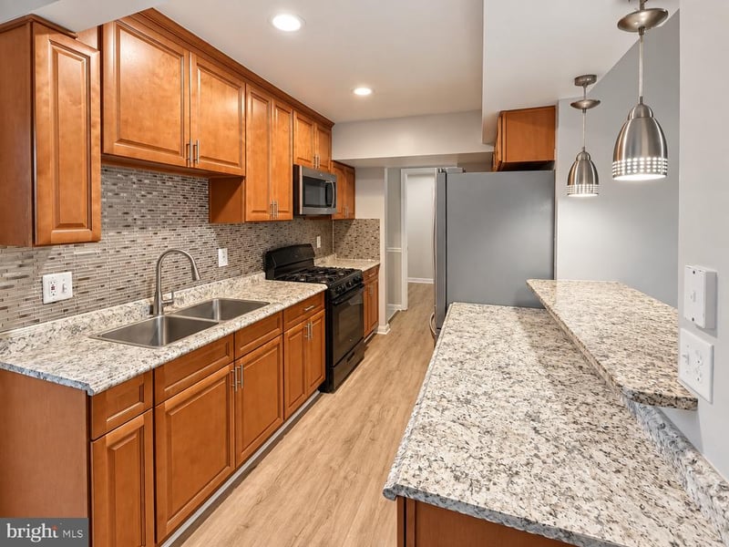 11226 Cherry Hill Rd #285, Beltsville, MD 20705