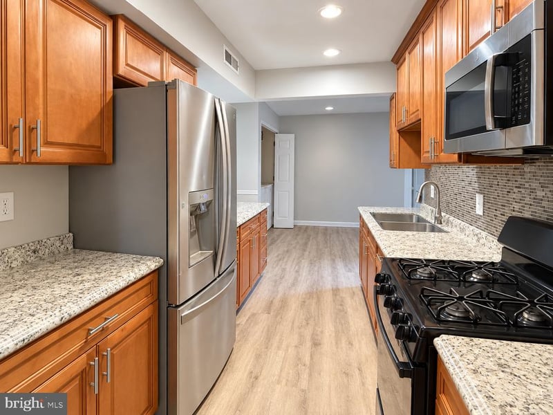 11226 Cherry Hill Rd #285, Beltsville, MD 20705