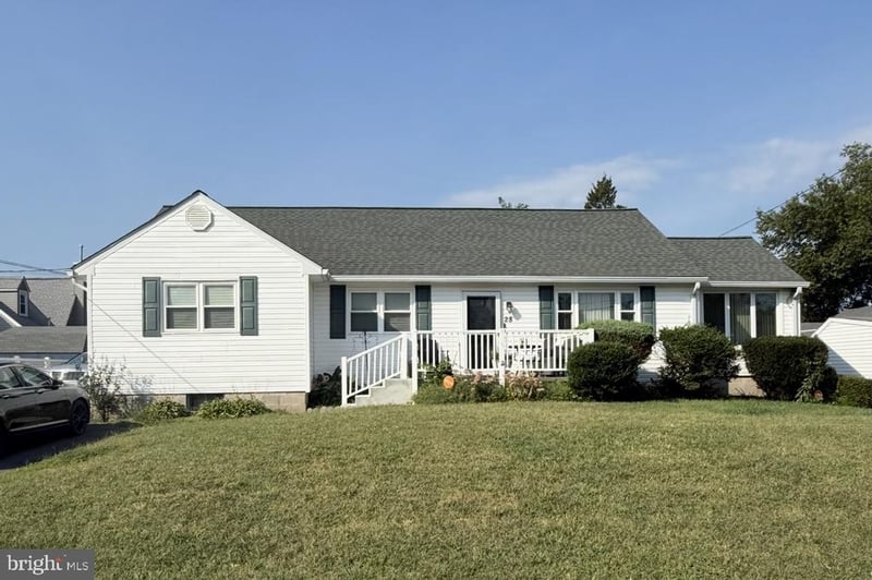 28 Cedar Dr, Glen Burnie, MD 21060