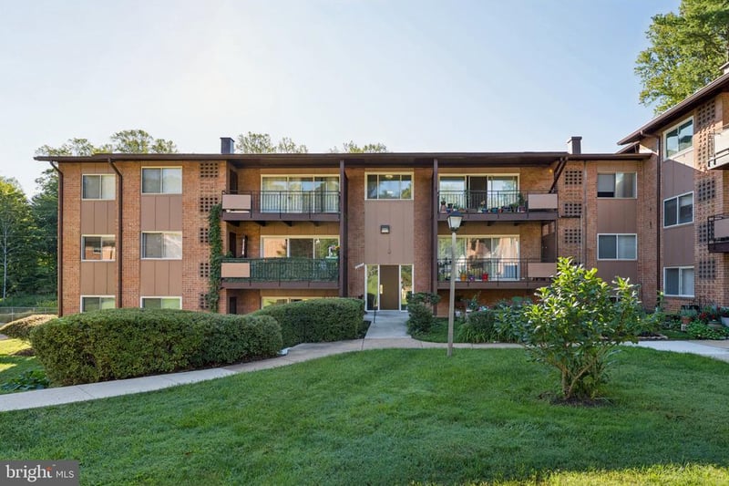 10165 Fair Woods Dr #213, Fairfax, VA 22030